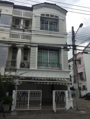 KM52 For Rent ทาวน์โฮม หลังมุม บ้านกลางเมืองลาดพร้าว-โยธินพัฒนา ใกล้เซ็นทรัลอีสต์วิลล์