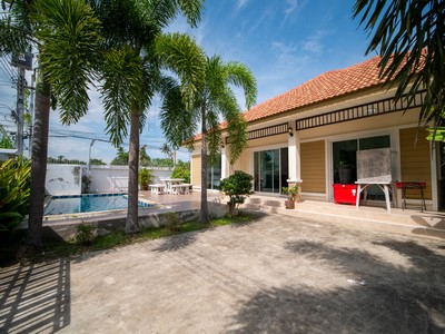 ขายบ้านเดี่ยวพร้อมสระว่ายน้ำ The Legacy Huahin Pool Villa 100 ตรว. ใกล้หาดหัวหินเพียง 10 นาที!!