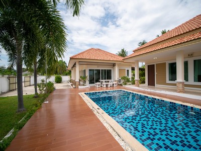 ขายบ้านเดี่ยวพร้อมสระว่ายน้ำ The Legacy Huahin Pool Villa 170 ตรว. ใกล้หาดหัวหินเพียง 10 นาที!!