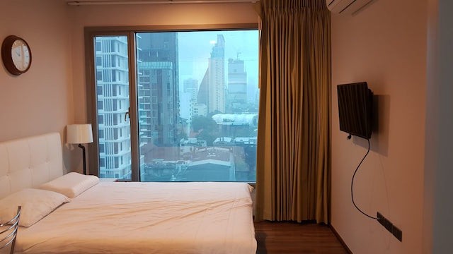 Ceil by Sansiri clean spacious private 10th floor BTS Ekkamai