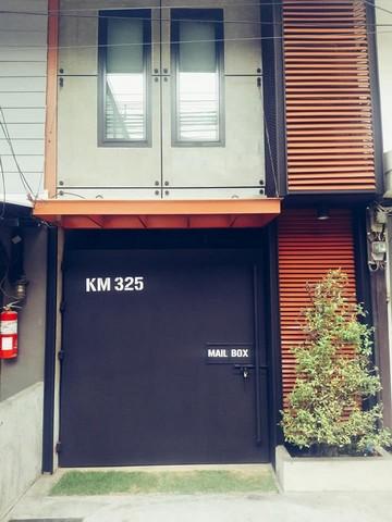 ให้เช่าทาวน์โฮม2ชั้นย่านสุขุมวิท49 พร้อมพงษ์ ทองหล่อ Renovateใหม่ สไตล์ Loft เฟอร์นิเจอร์ครบ